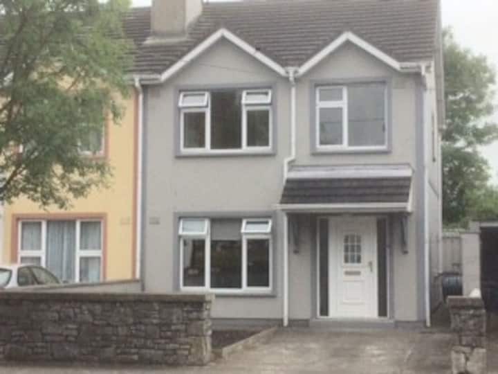 Central Tralee Town House - Tralee