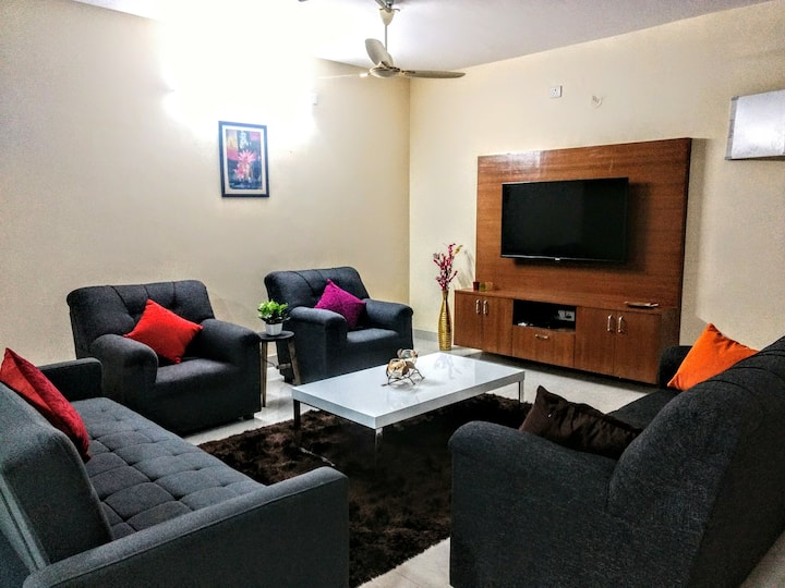 Luxury Apartment In A Fantastic Location (Apt 2) - 邦加羅爾