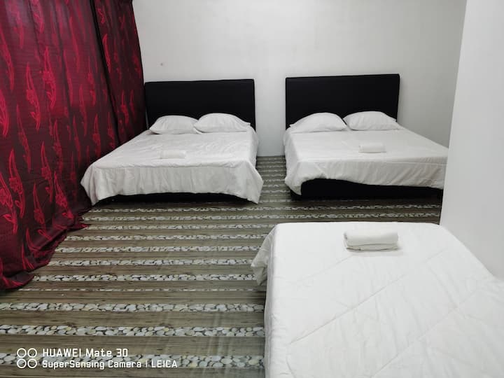 Affordable 2 Rooms For 7 Person - Labuan