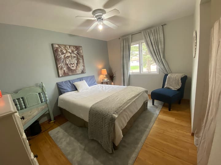 Cozy Private Room With Flexible Booking - North Dakota