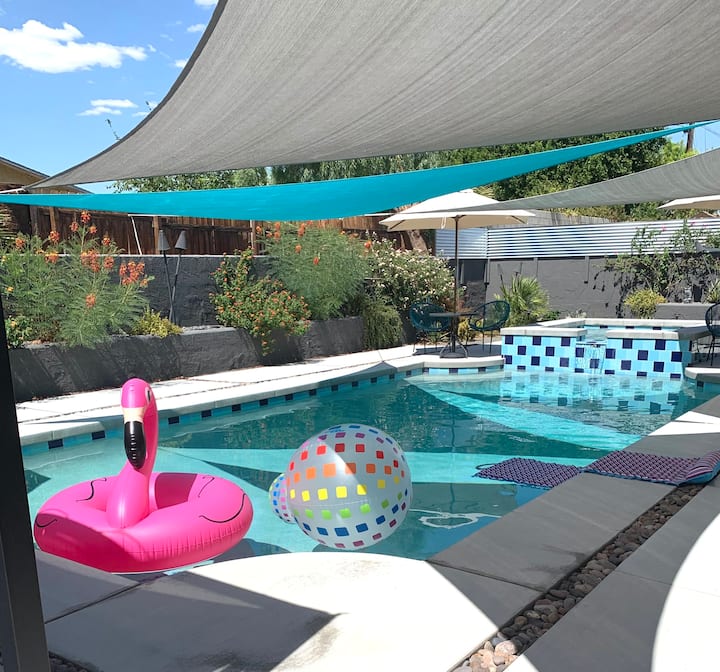 Pool-view En-suite Steps To Pool & Spa - Palm Springs, CA