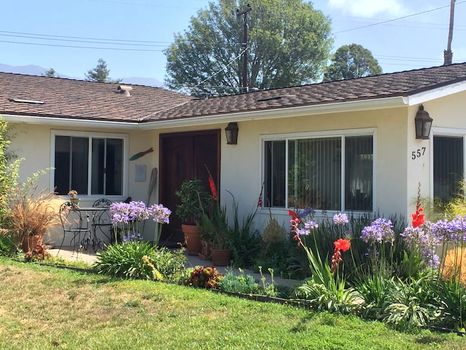 Looking for weekly rentals in Santa Barbara, CA? Choose cozycozy!