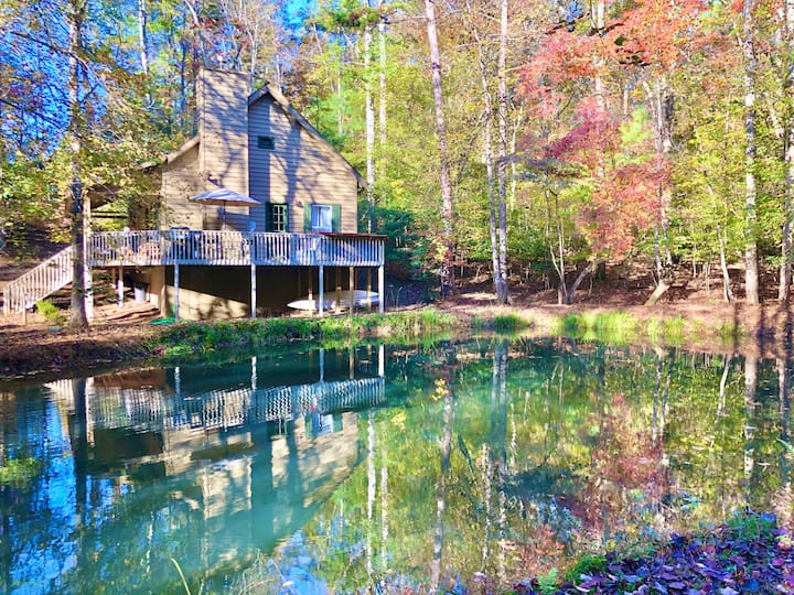 Dahlonega Dock Cabin - Hot Tub/private Pond&creek! - Dahlonega, GA