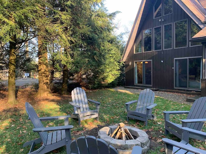 Lakeside Lodge—secluded Family Getaway Sleeps 10 - Findley Lake, NY