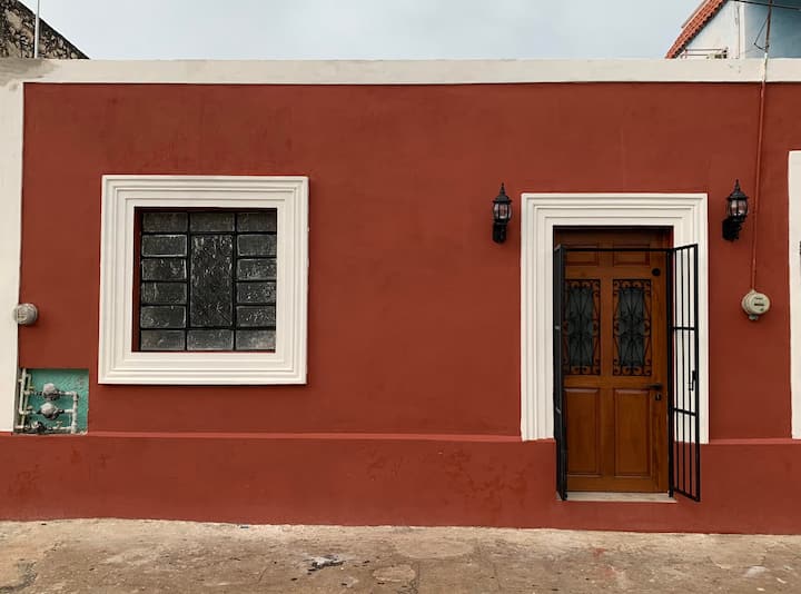 "Suut Háan". Casa En El Centro Histórico De Mérida - Mérida, México