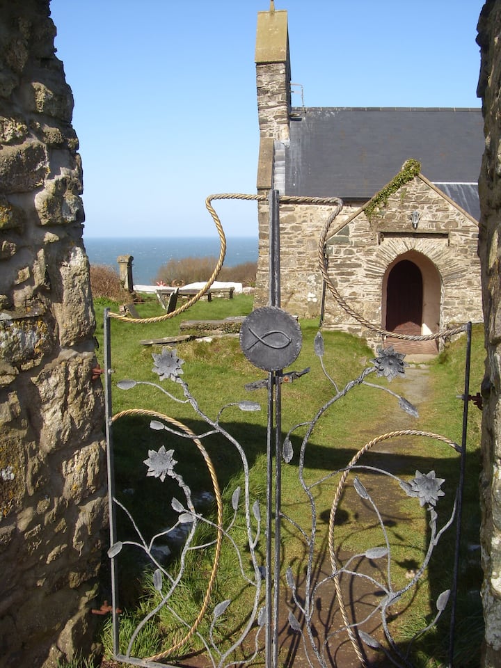 Little House By The Sea, Llanwnda, Pembrokeshire - 펨브룩셔