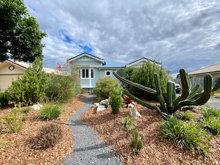 ‘The Nest’ 3 Bed House By The Beach, Pet Friendly - Toogoom