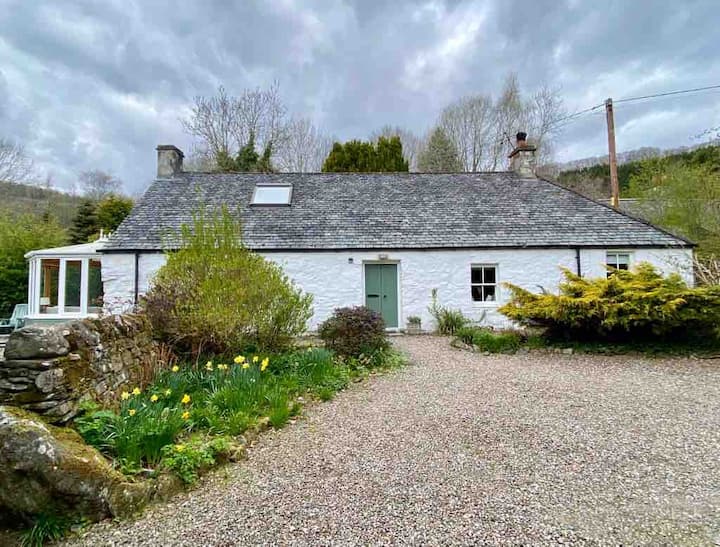 Cosy Country Cottage (Pk11993p) - Kenmore