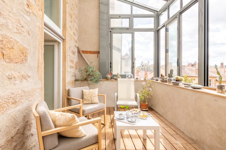 Appartement Avec Terrasse, Balcon+ Petit Déjeuner - Lyon