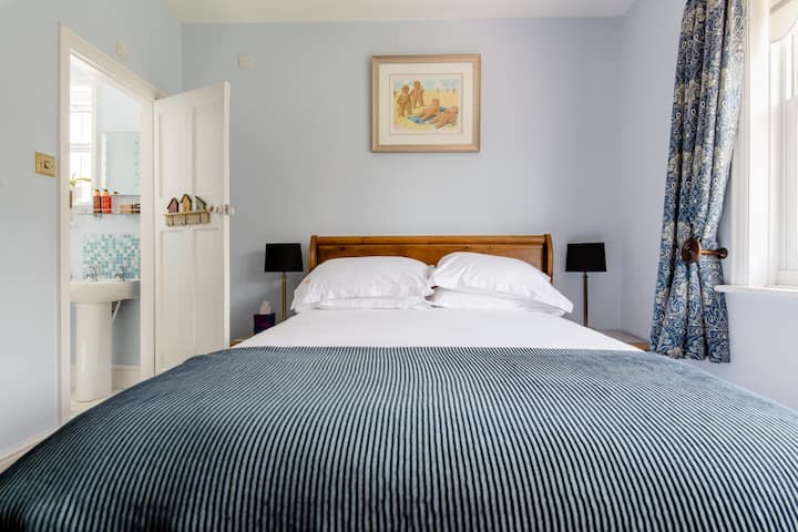 Private En Suite Blue Room With Spa Facilities - Sheringham