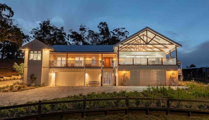 Architecturally Designed Brand New Hamptons Luxury With Lift - Bowral