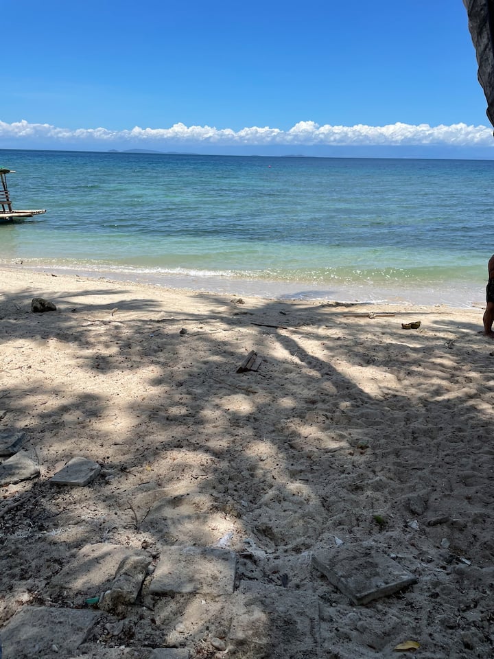 Sun-kissed Beachfront Villa 2 Lobo Batangas - Lobo