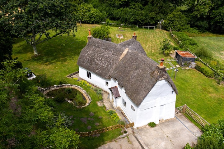 Classic English Cottage In The Woods - Wareham