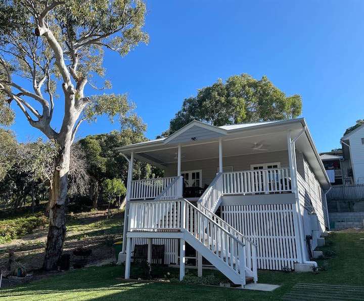 Straddie Beach House - Point Lookout