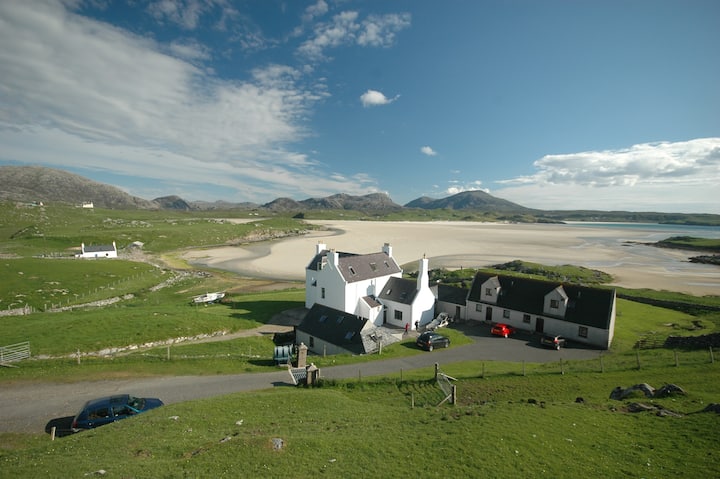 Cottage At Baile Na Cille, Right By Uig Sands. - Isle of Lewis