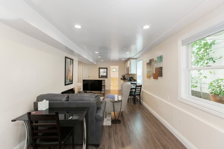 The Suite! Large Cozy Studio With Private Entrance - Miraloma - San Francisco