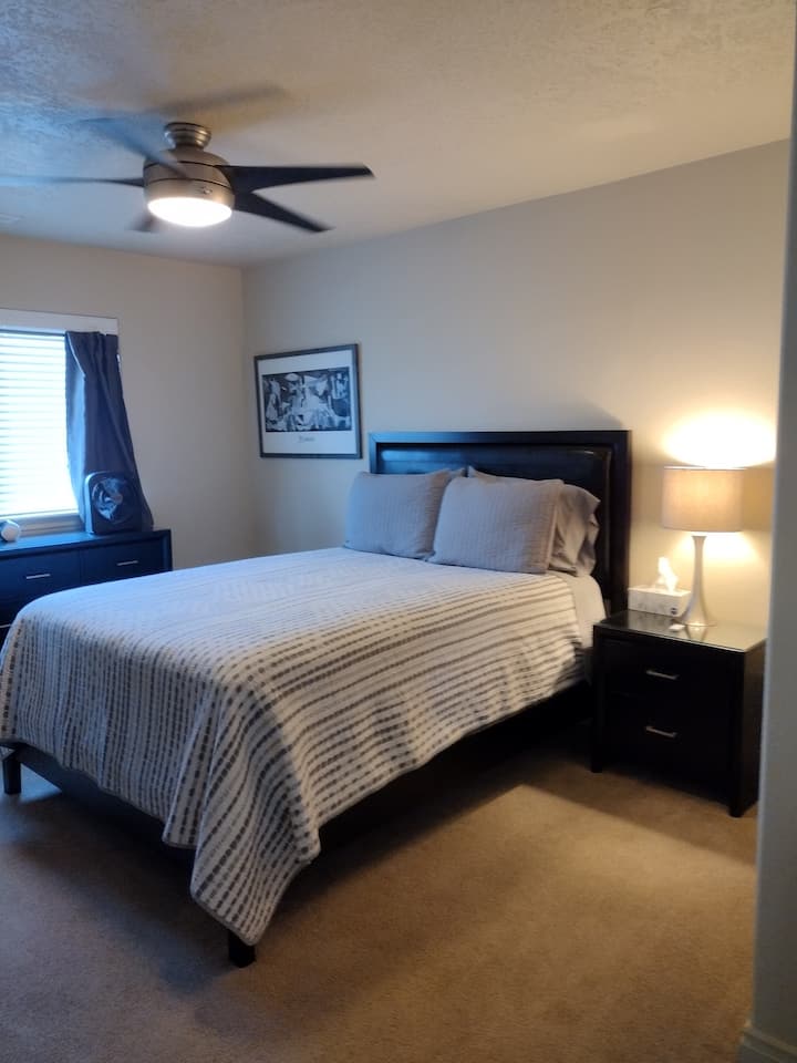 Comfy Private Bedroom And Bath In West Pasco. - Pasco, WA