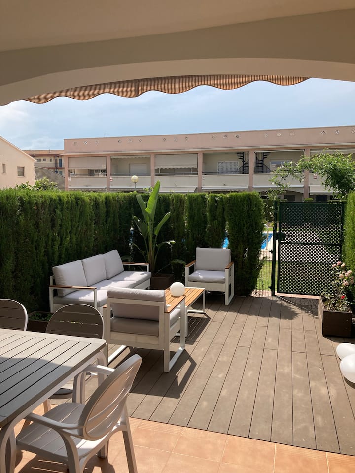 Townhouse, Pool, Walking Distance To The Beach. - Comarruga