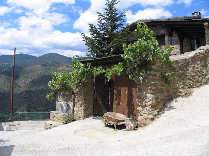 Gîte Rural Dans Un Petit Village Des Pyrénées - 피레네 산맥