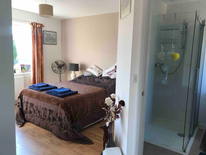2 Room Annexe, Quiet, Nr Hospital, Garden/driveway - Bexhill-on-Sea