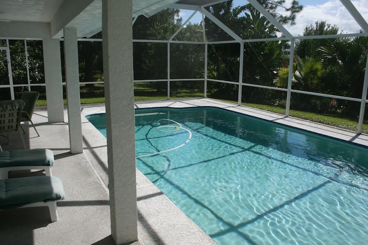 Psl Private 3-bedroom Screened-in Pool House! - Port St. Lucie, FL