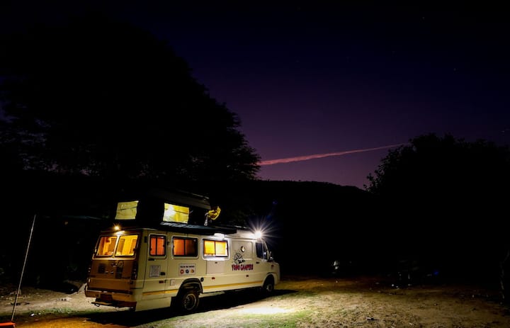 Pop Top Campervan In India Sleeps 6 @Yodocampers - 德里