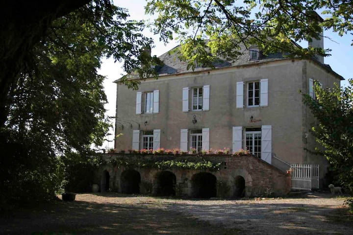 Magnífica Casa Principal Piscina Privada 12 P Dordogne Valley-correze Lot Límite - Carennac