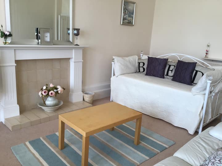 Carnoustie Flat Beside Golf Course And Beach - Arbroath