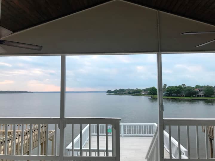 Waterfront Home W/private Boat Slip April Sound Gated Community Weekly Discounts - Lake Conroe, TX