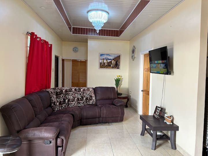Paney's Modern Spacious Apartment- 2 Bedrooms - Guyana