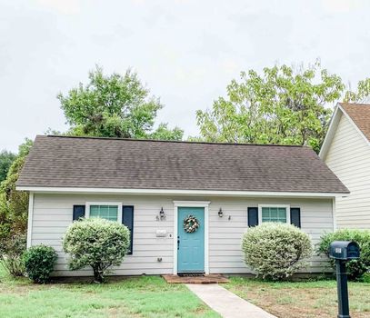 Find cheap vacation rentals in Brenham, TX cozycozy