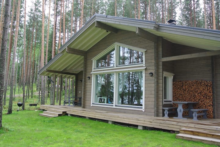 Honka Wooden House With Lakeshore Sauna - Savonlinna