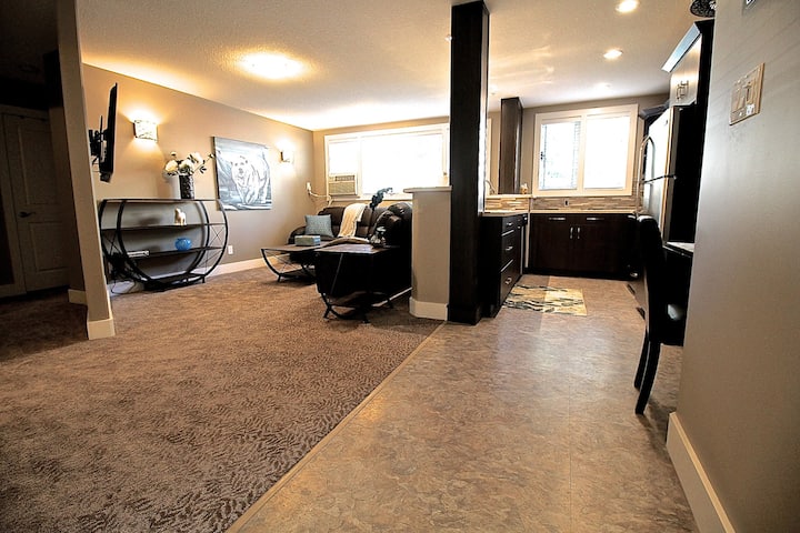Beautiful 2 Bedroom - 7-2255 Smith Street Sta21-00157 - Regina