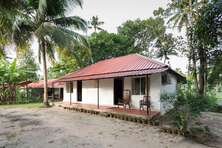 Green Earth Farm Stay Cottage By The Aanjili Tree - 喀拉拉邦