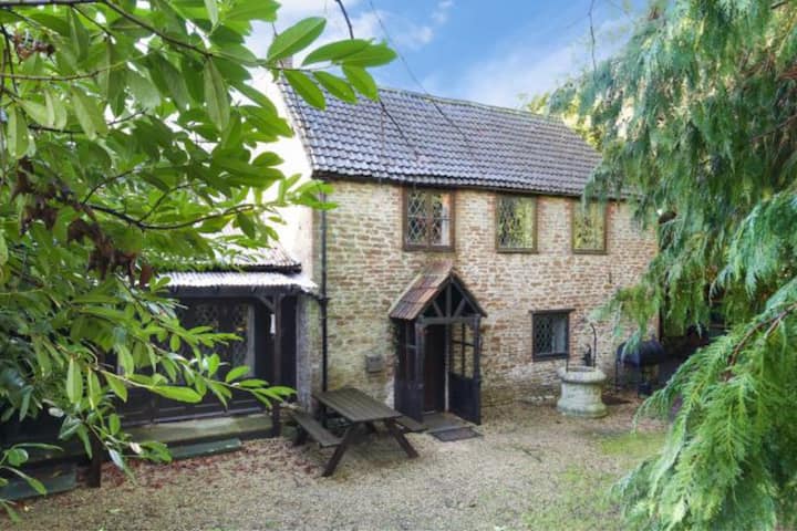 Spectacular Coach House, Sleeps Up To 8 - Frome