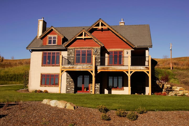 Rocky Mountain Foothills Luxury Home - ブラック・ダイアモンド
