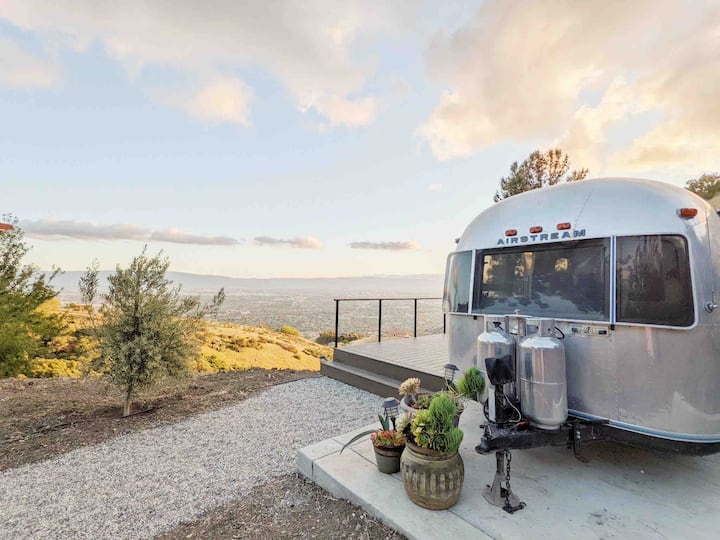 Airstream With Gorgeous Views Of Silicon Valley - San Jose, CA