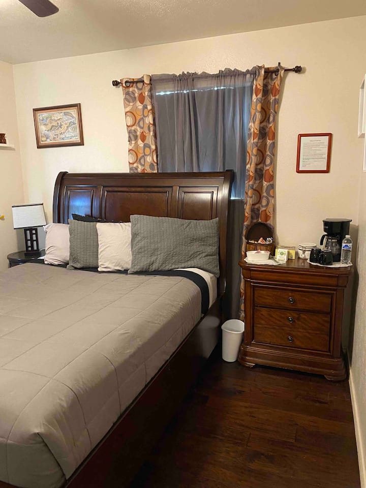 Cozy Comfortable Place Five Miles From Dfw Airport - Fort Worth
