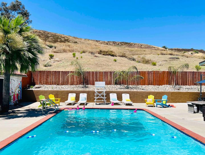 4br Modern Hacienda Pool House Retreat + Game Room - Lakeside, CA