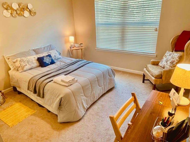 Peaceful Private Room & Bath, Family Home, Ung - Gainesville