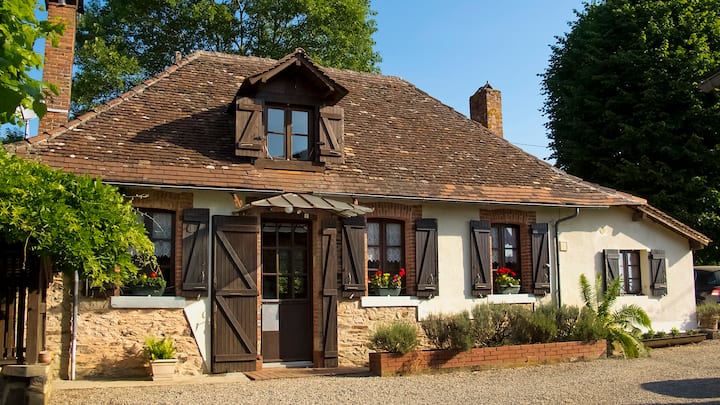 Gîte Du Puy Raynaud (4-6 People) Large Garden, Heated Swimming Pool And Ponds - Correze