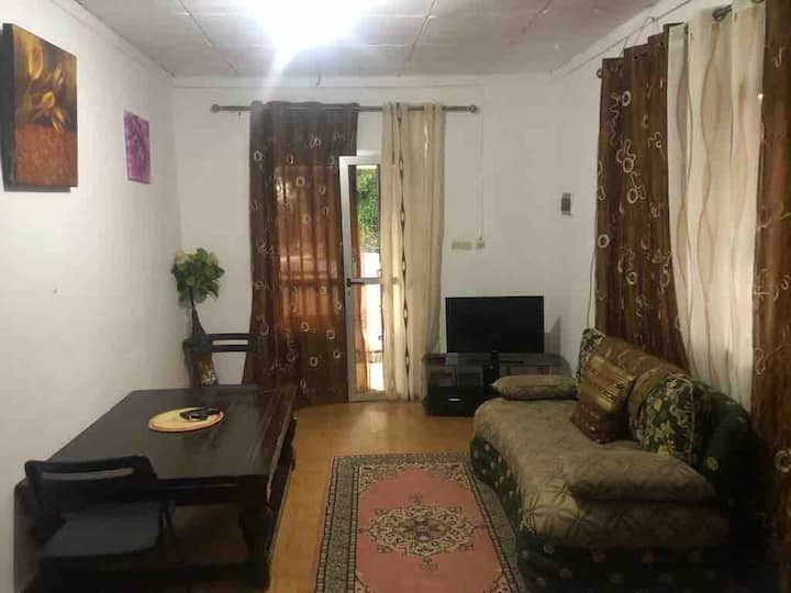 Lovely 1 Bedroom Apartment In Sangoyah Pharmacy - Conakry