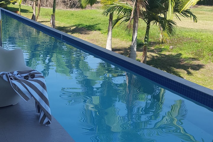 Pool Resort - Own Swim-out Overlooking Golf Course - Port Douglas