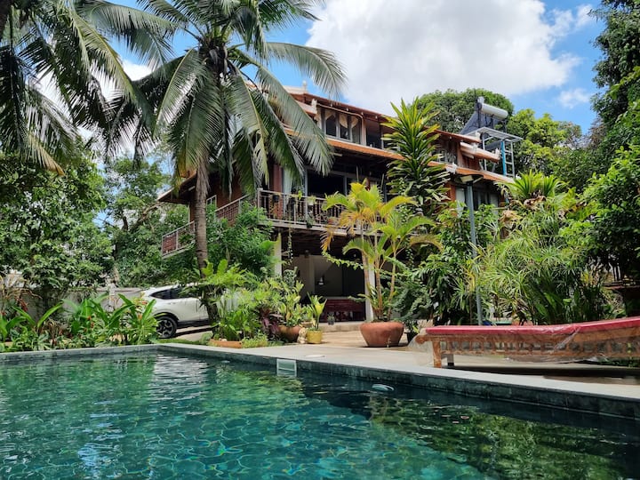 Ananda Family Villa, With Garden And Pool - Cambodia