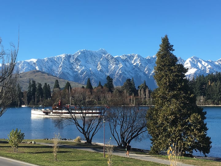 Queenstown On The Lake - Your View - Queenstown