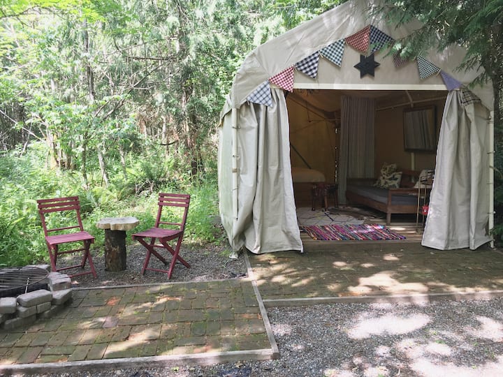 Nine Mile Adventures Off-grid Glamping Tent - Whidbey Island, WA
