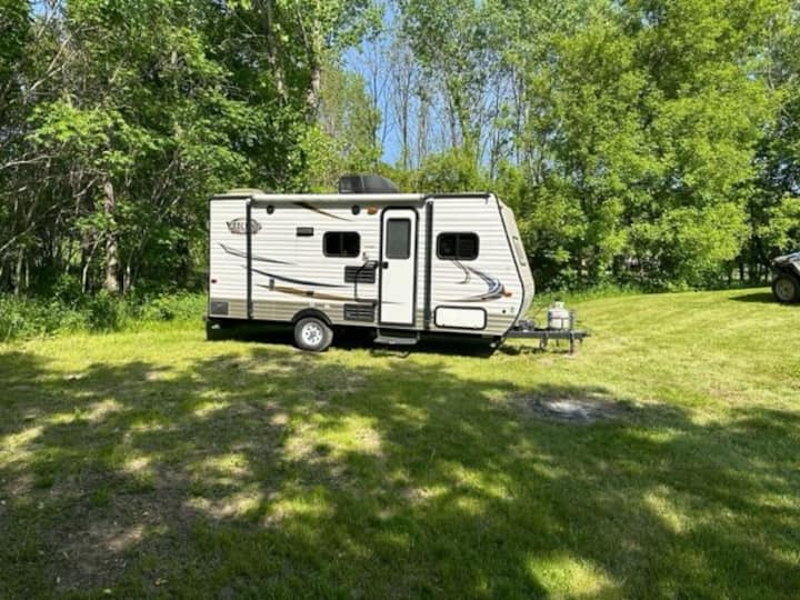 Coachman Viking Camper Rental - Baraboo, WI