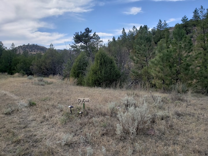 •Grand Tent Site On 440 Acres! Guernsey St Park• - Guernsey, WY