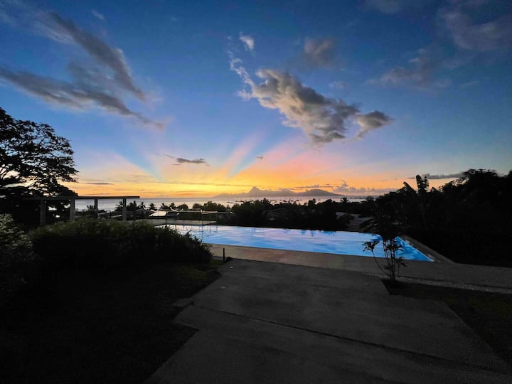 Tahiti Sunset Apartment With Concierge - タヒチ島