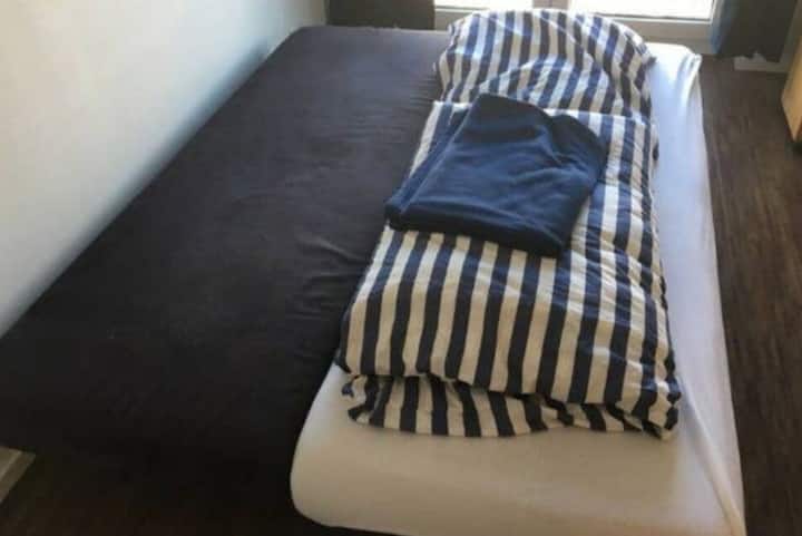 A Room With A Bed In The City Center Of Munich - Dachau